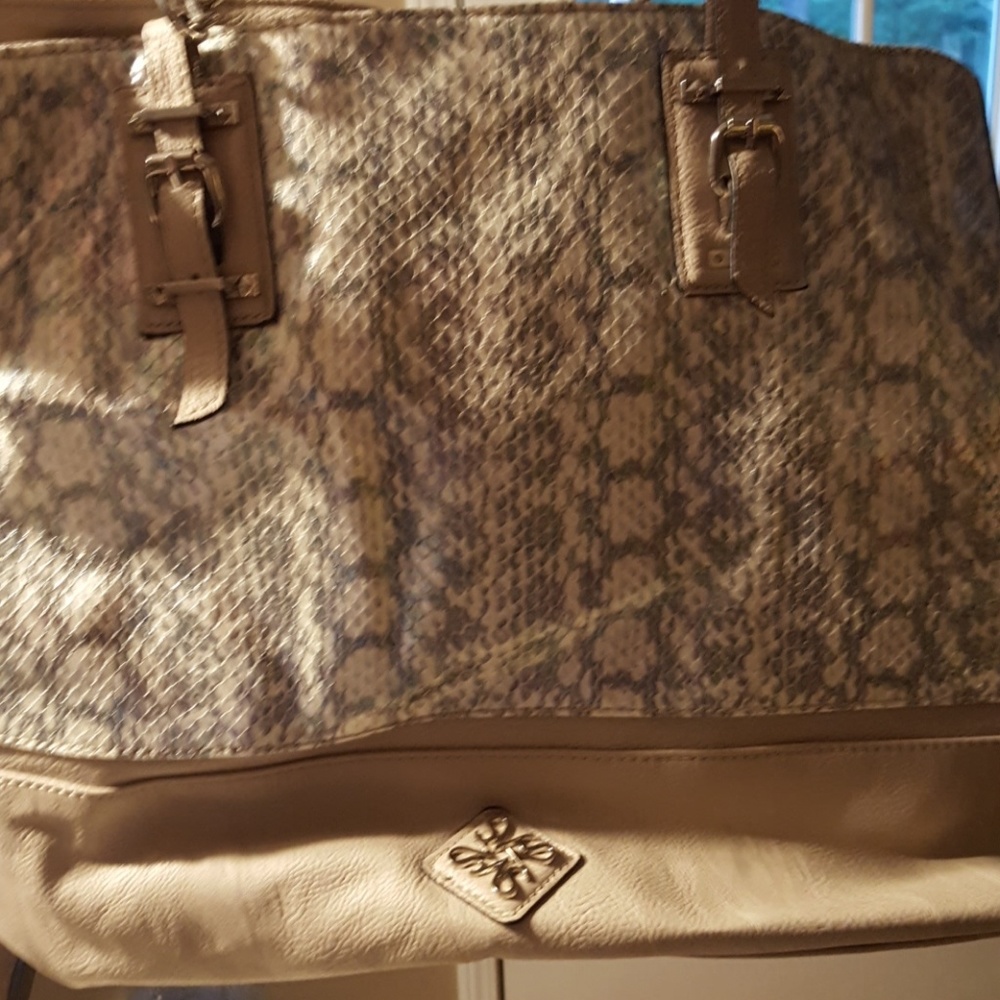 Purse - Picture 2 of 3